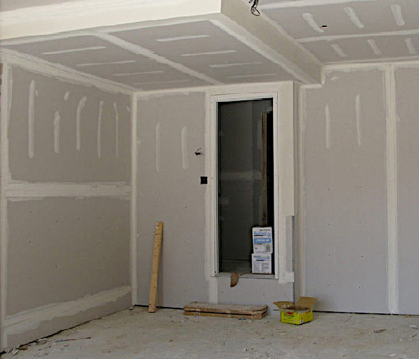 Бескаркасный метод подойдет только для ровной поверхности 